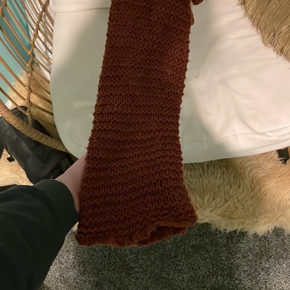 O’Neill rust colored knit sweater - Picture 3 of 5